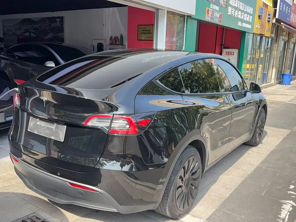 Tesla Model Y — фотографии объявления, Фото 5