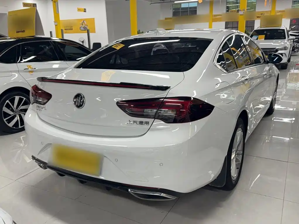 Buick Regal — миниатюра 5