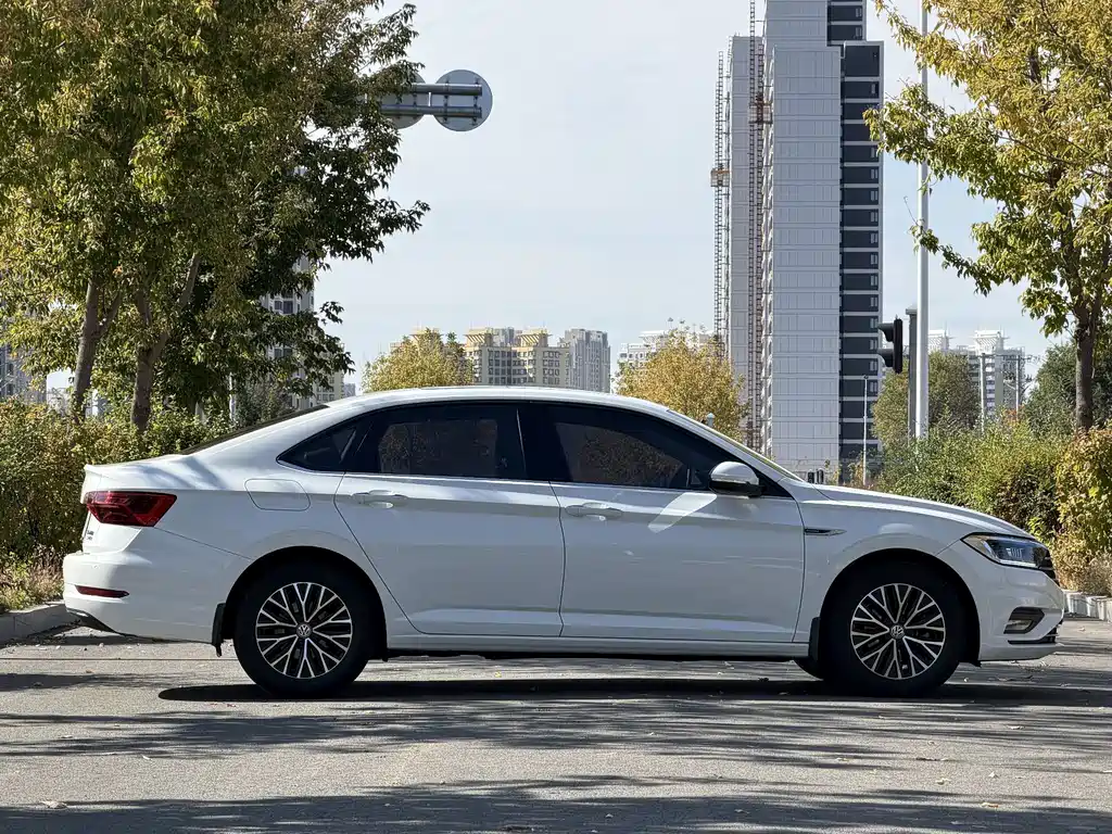 Volkswagen Sagitar — миниатюра 6