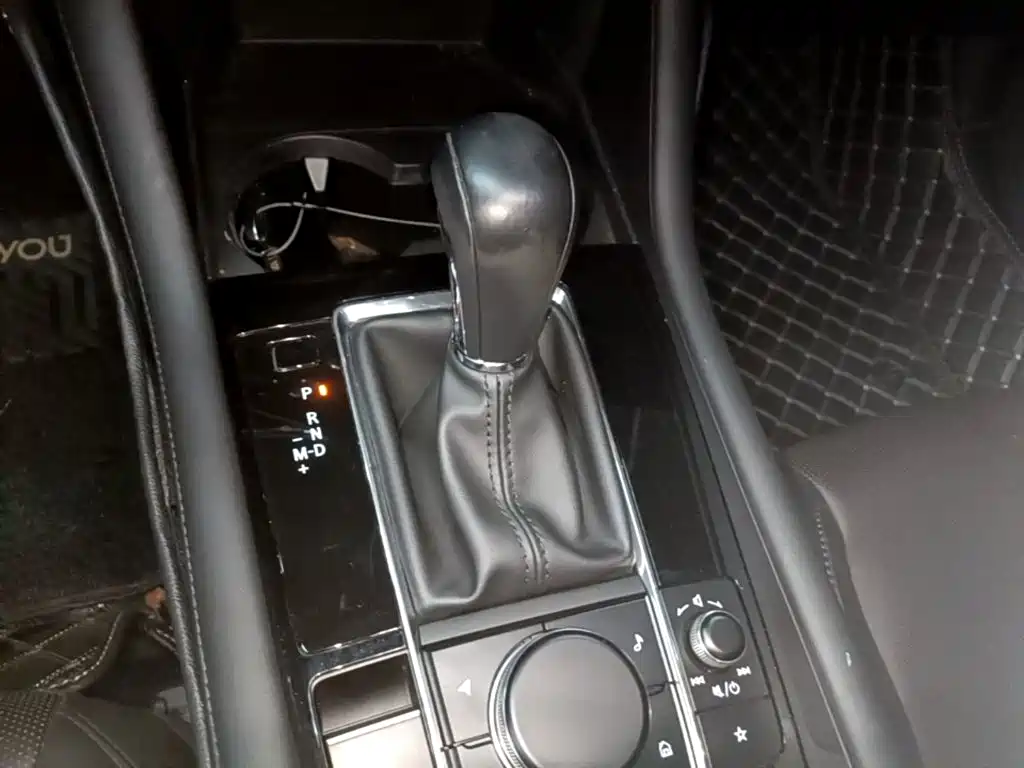 Mazda 3 Axela — миниатюра 14