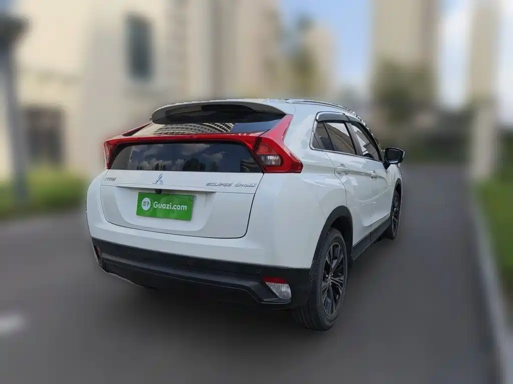 Mitsubishi Eclipse Cross — миниатюра 4
