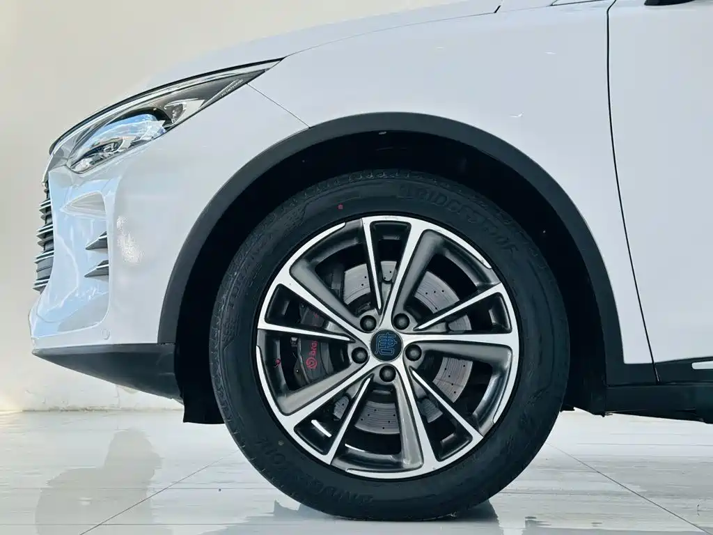 BYD Tang New Energy — миниатюра 9