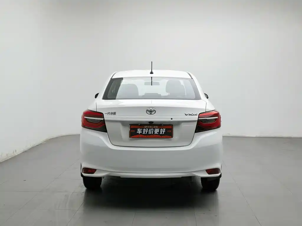 Toyota Vios — миниатюра 4