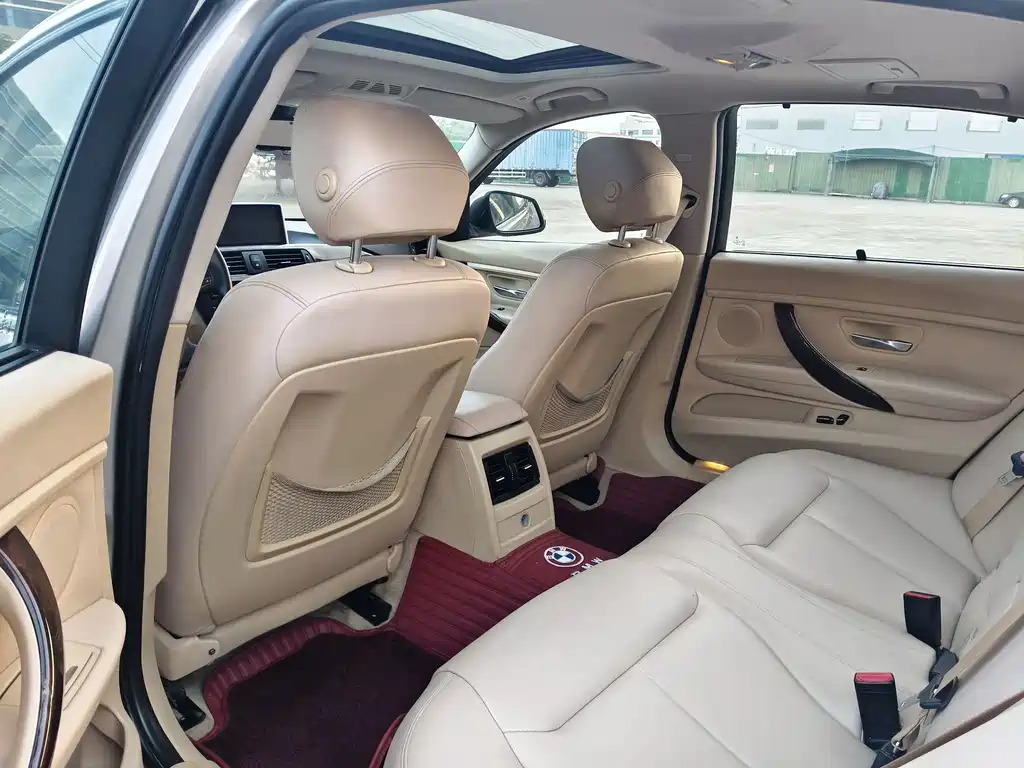 BMW 3 Series — миниатюра 10