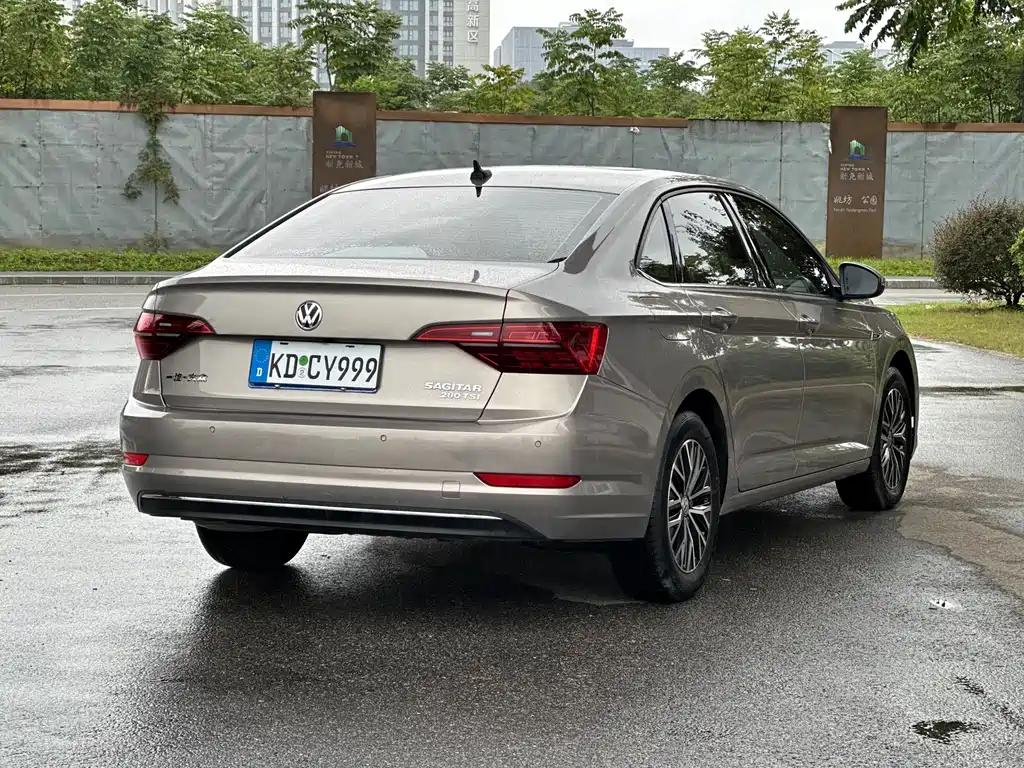 Volkswagen Sagitar — миниатюра 18