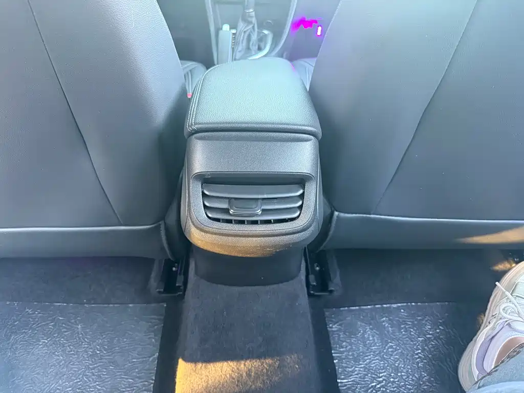 Buick Excelle — миниатюра 9