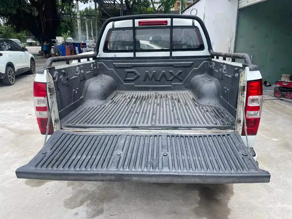 Isuzu RE-MAX Ruimai — миниатюра 5