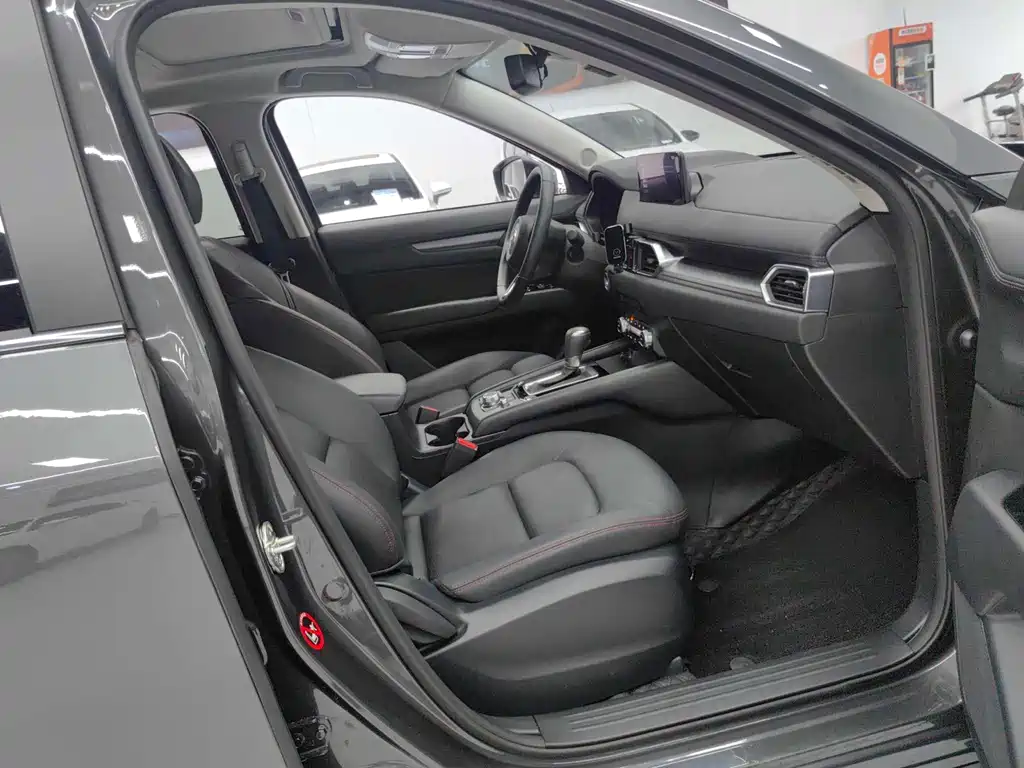 MAZDA CX 5