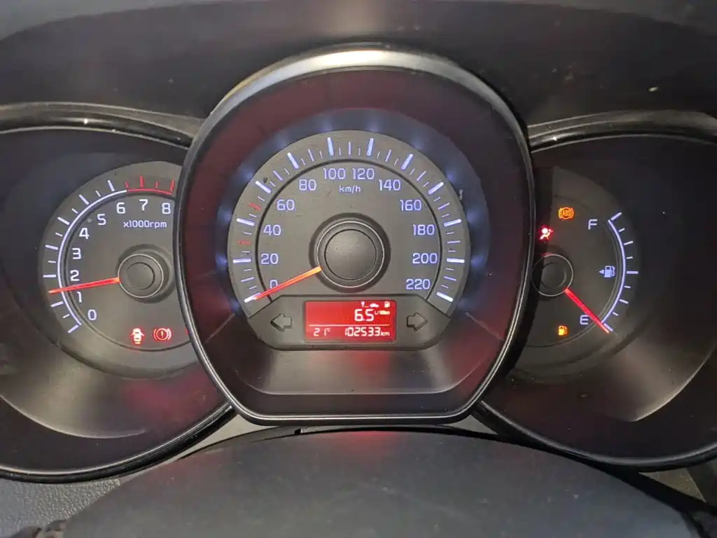 Kia K2 — миниатюра 12