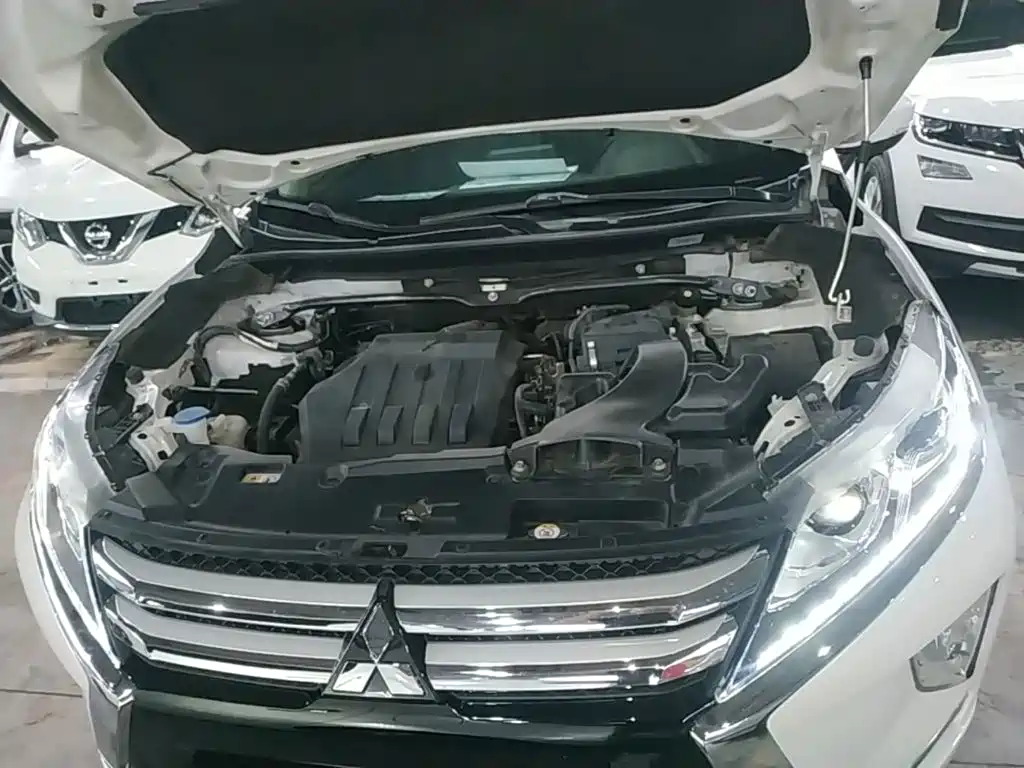 Mitsubishi Eclipse Cross — миниатюра 20