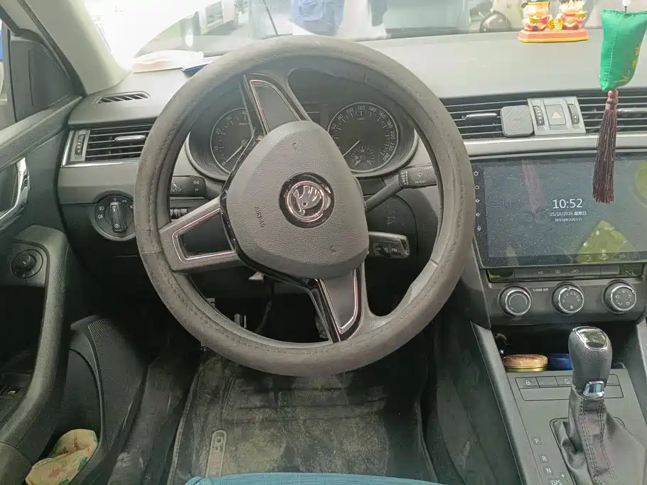 Skoda Octavia — миниатюра 15