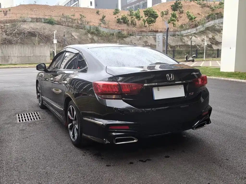Honda Spirior 2015 2.4L Si