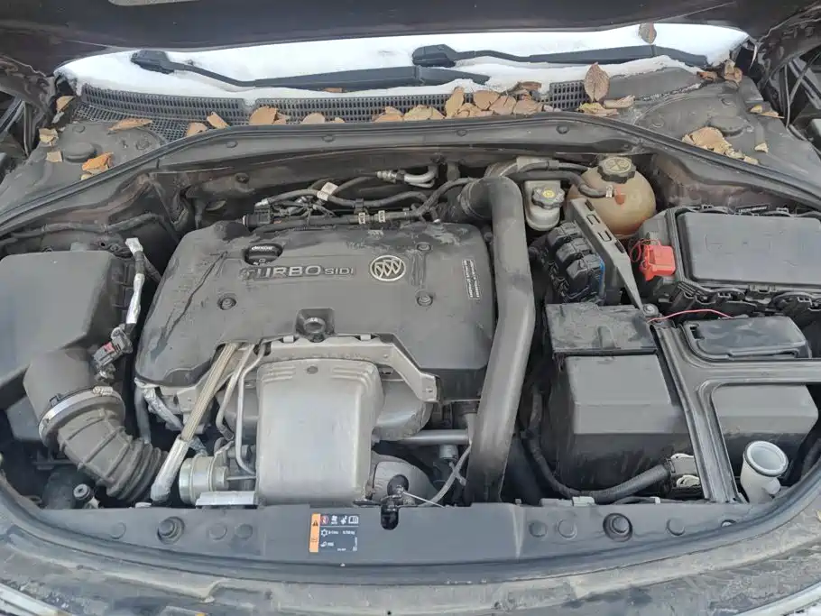 Buick LaCrosse — миниатюра 10