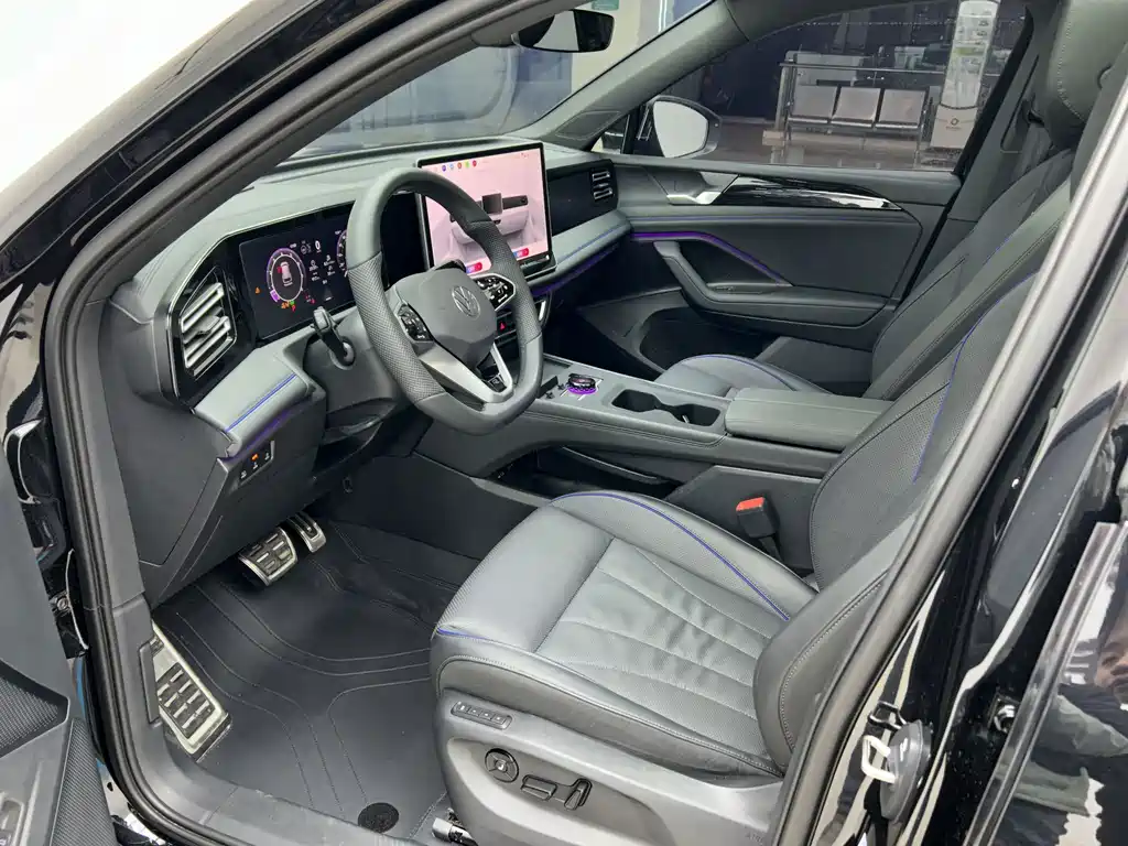 Volkswagen Tiguan L — миниатюра 8