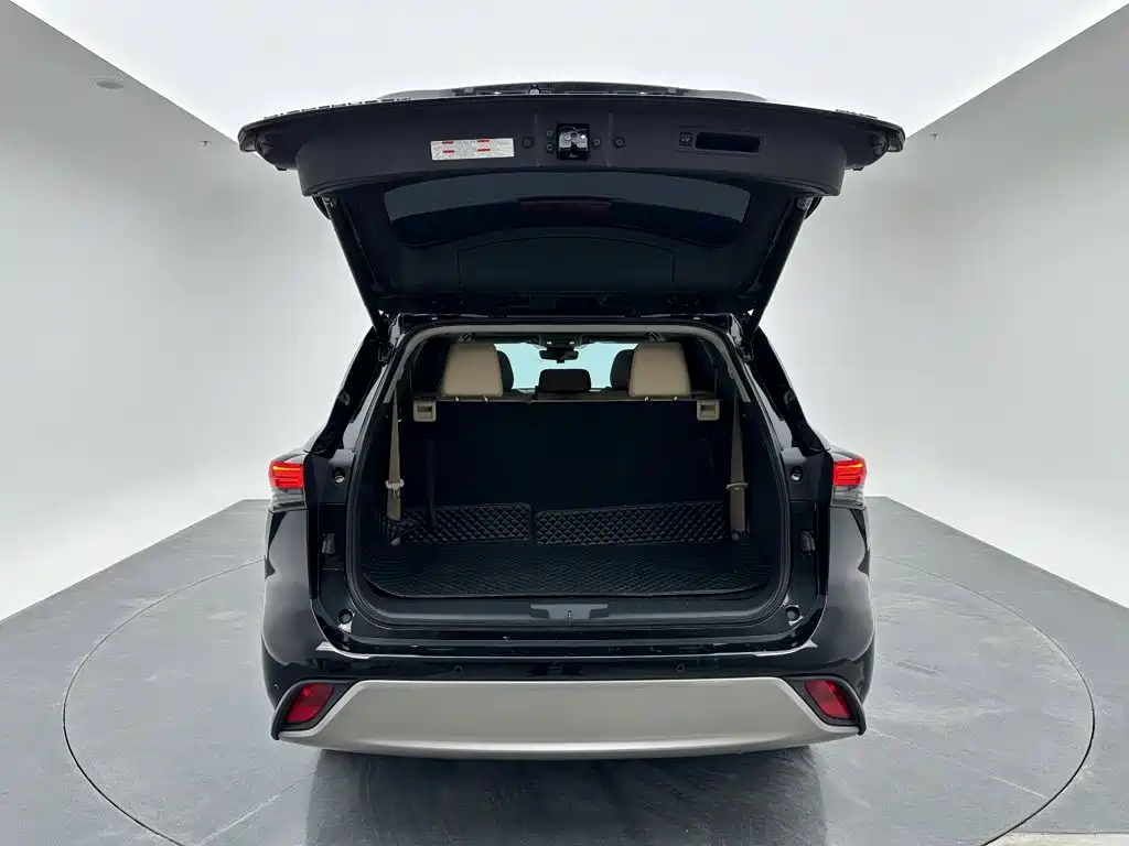 Toyota Highlander — миниатюра 23