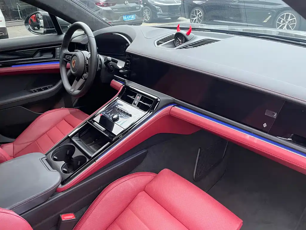 Porsche Panamera — миниатюра 12