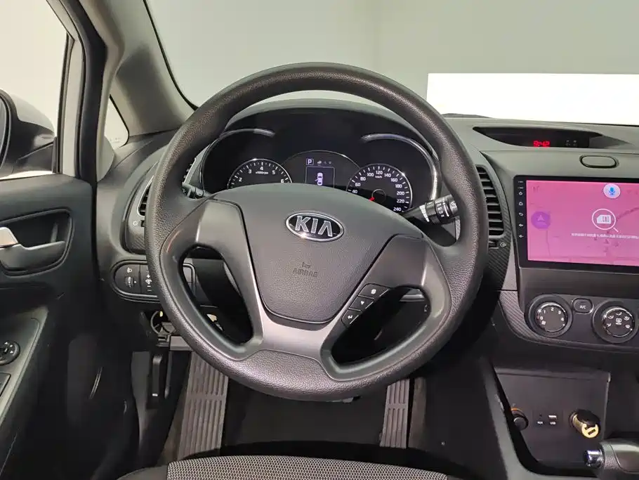 Kia K3 — миниатюра 15