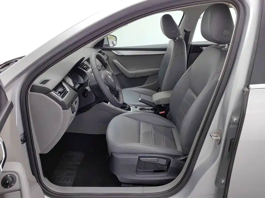 Skoda Octavia — миниатюра 10