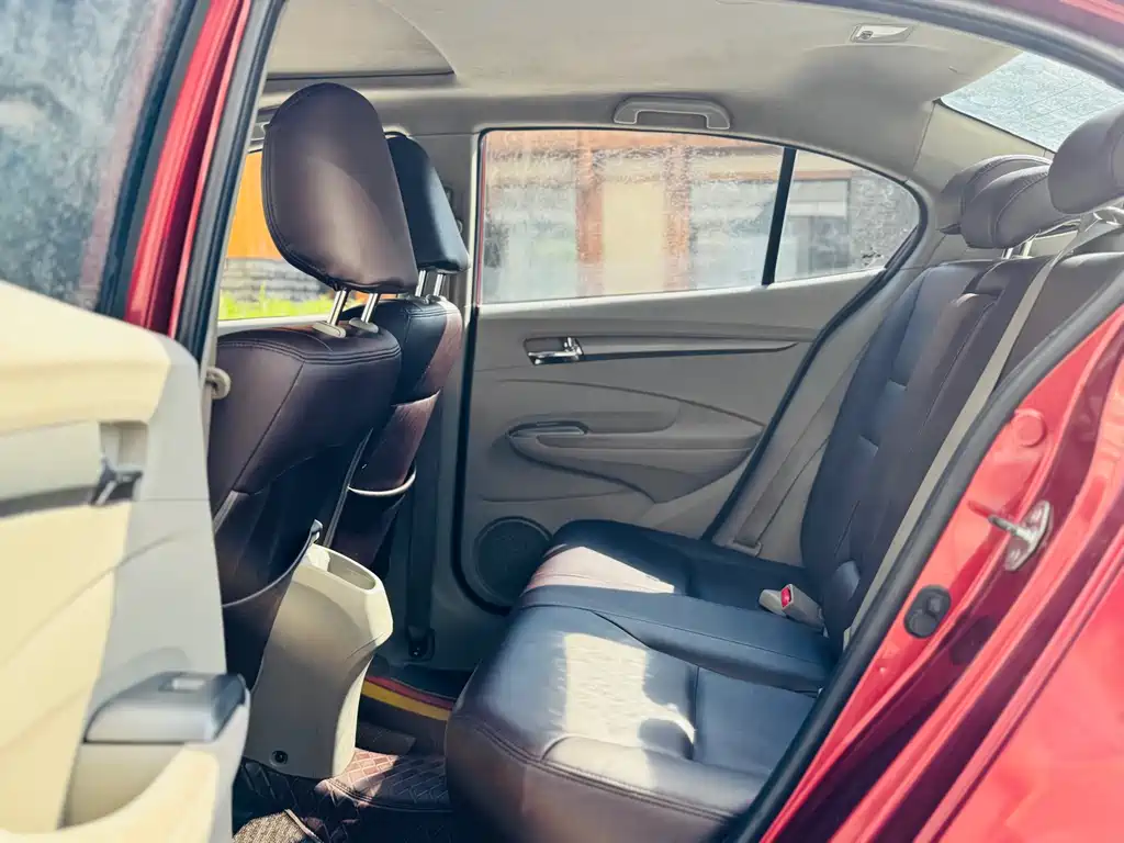 Honda City Classic 1.5L Auto Elite Edition, фото 12
