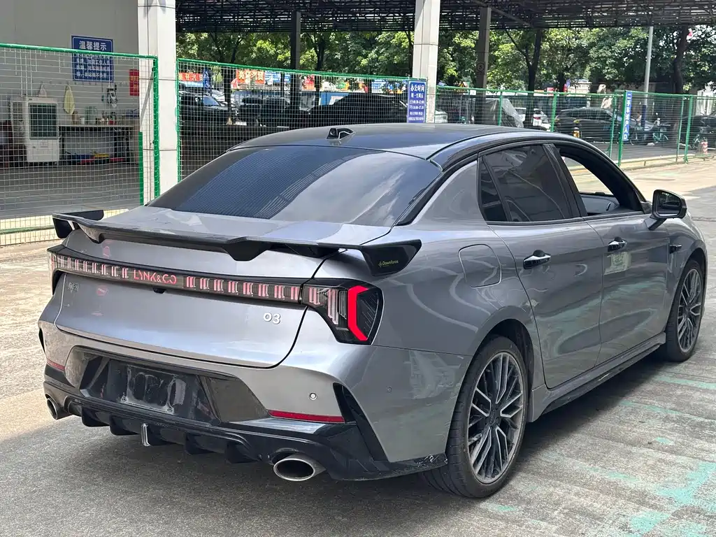 Lynk & Co 03 — миниатюра 9