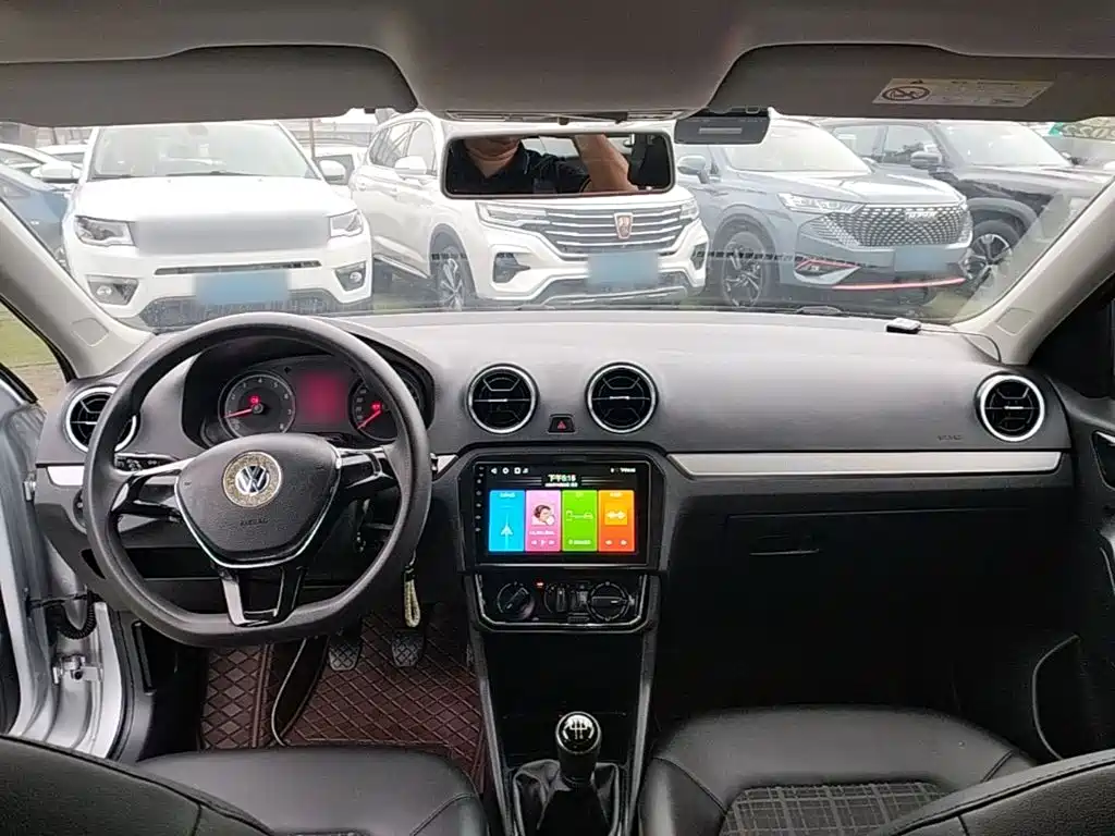 Volkswagen Jetta — миниатюра 10