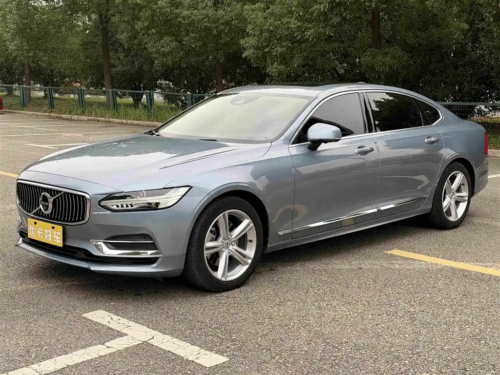 Volvo S90 — миниатюра 2