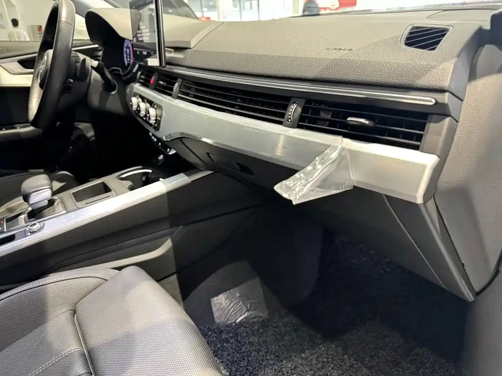 Audi A4L — миниатюра 11