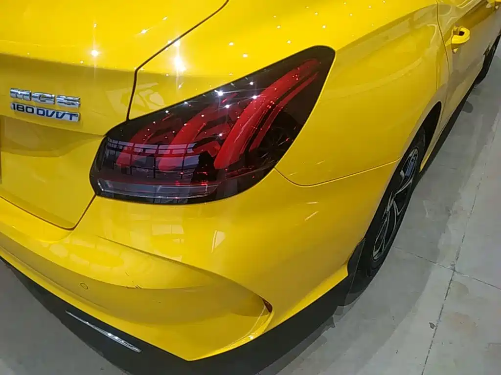MG MG5 — миниатюра 8