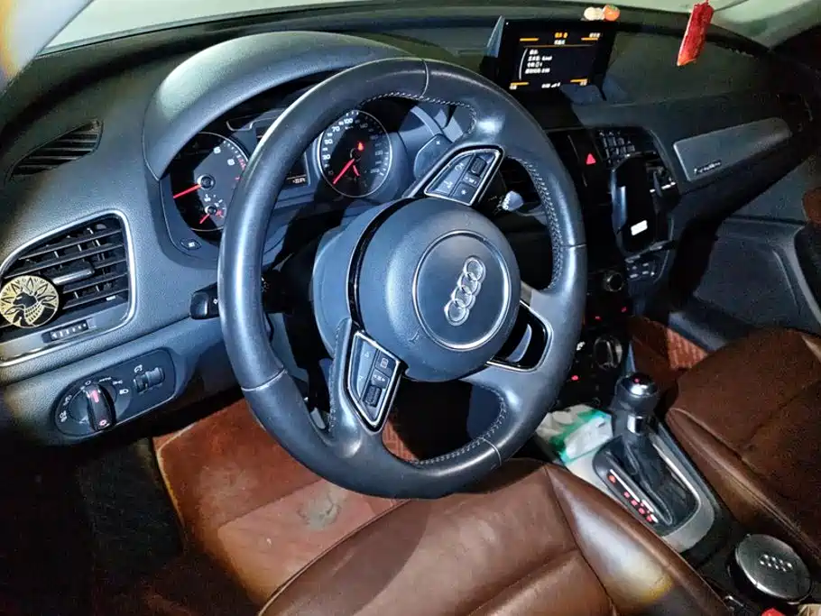 Audi Q3 (Import) — миниатюра 15