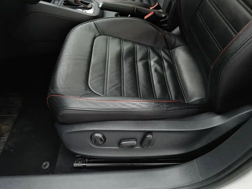 Volkswagen Sagitar — миниатюра 20