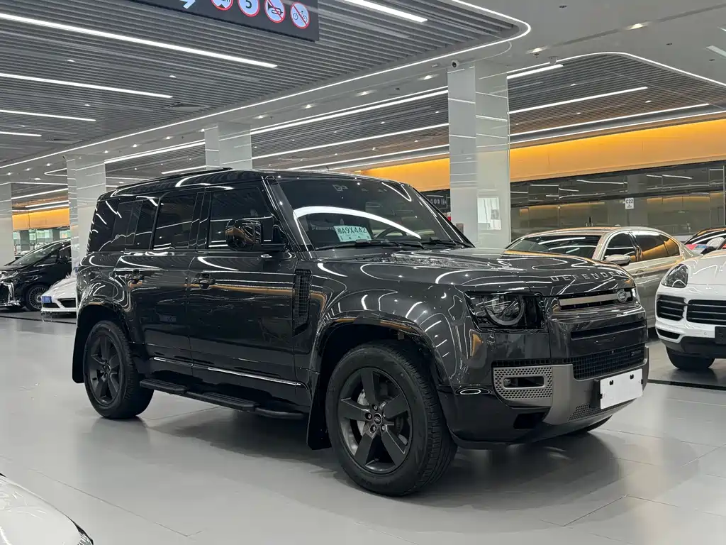 Land Rover Defender — миниатюра 3