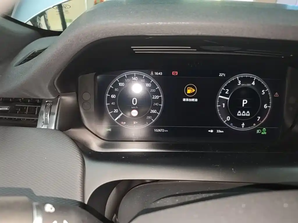 Land Rover Discovery Sport — миниатюра 12