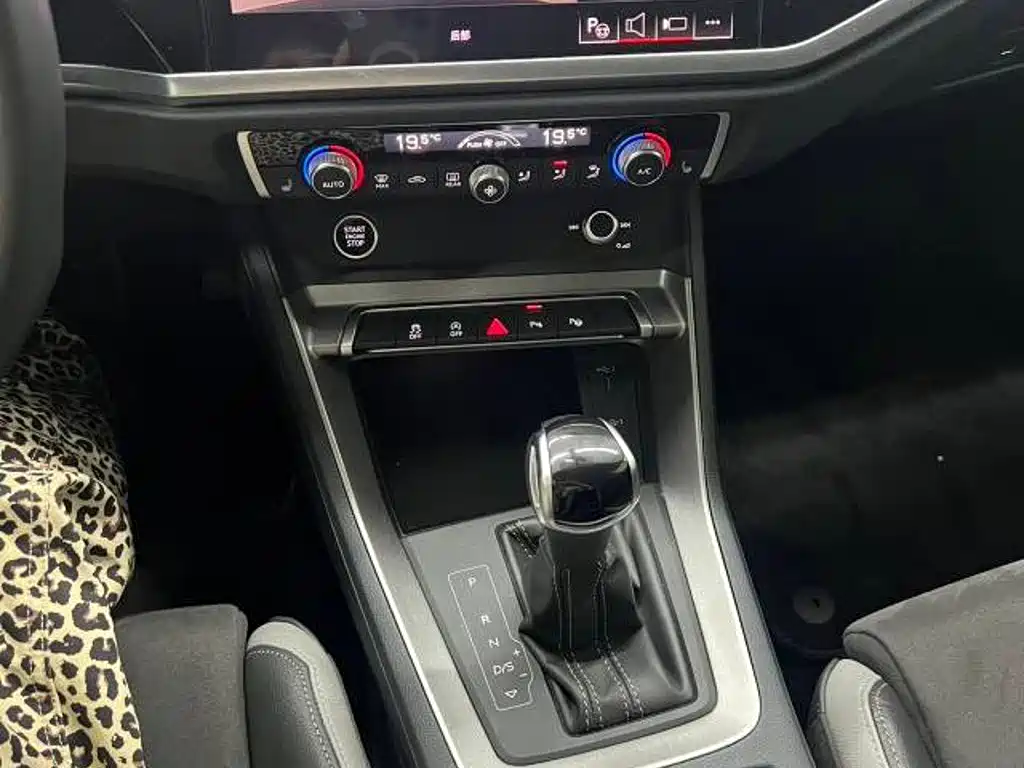 Audi Q3 — миниатюра 12