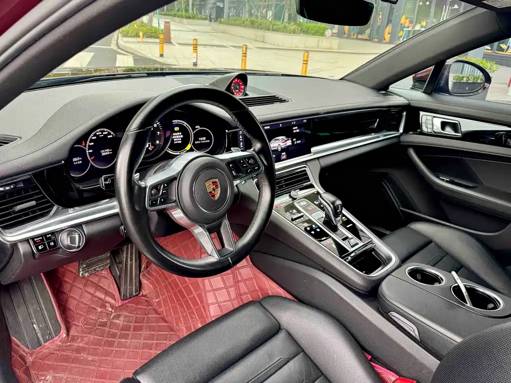Porsche Panamera — миниатюра 4