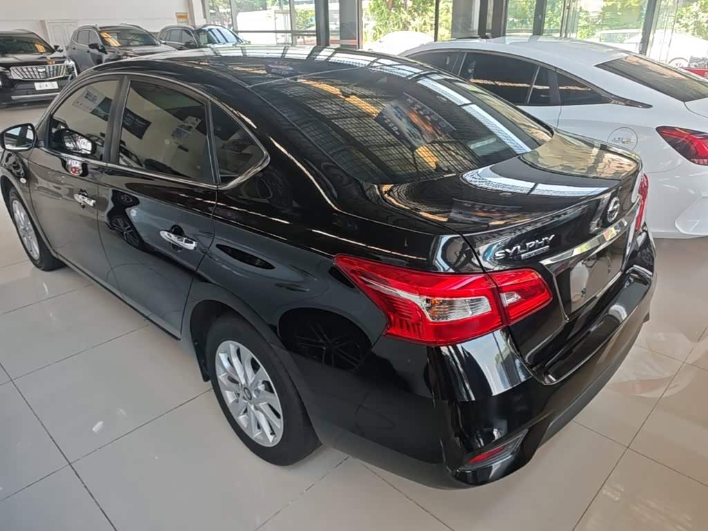 Nissan Sylphy 1.6 л 2024 г. Чёрный, пробег 41800 км