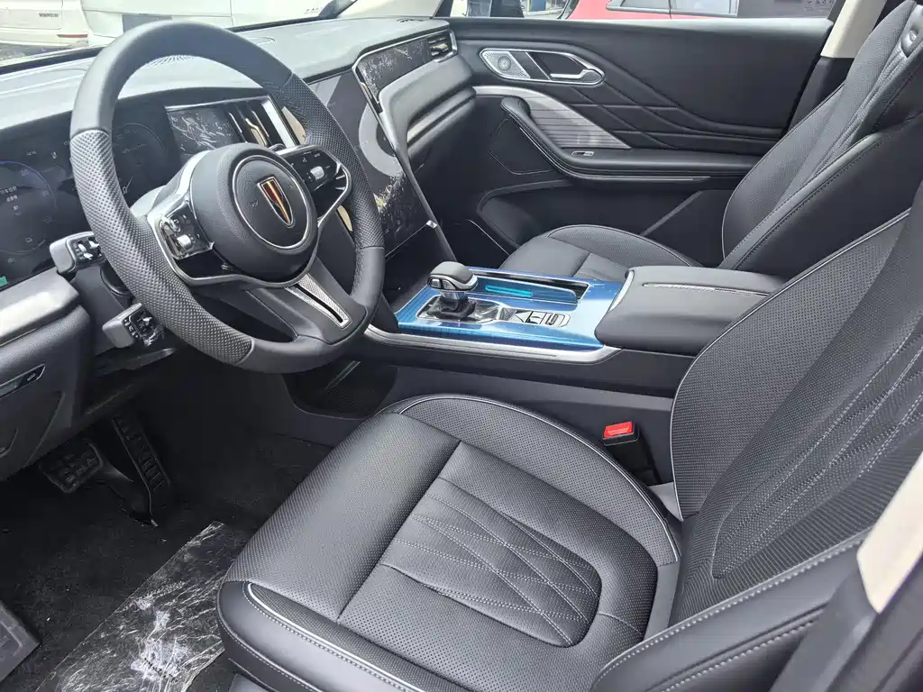 RED FLAG HONGQI HS7 PHEV