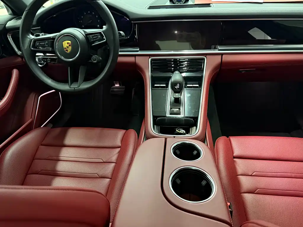 Porsche Panamera — миниатюра 12