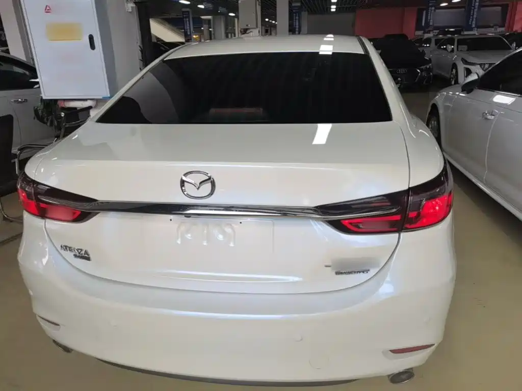Mazda Atenza — миниатюра 6
