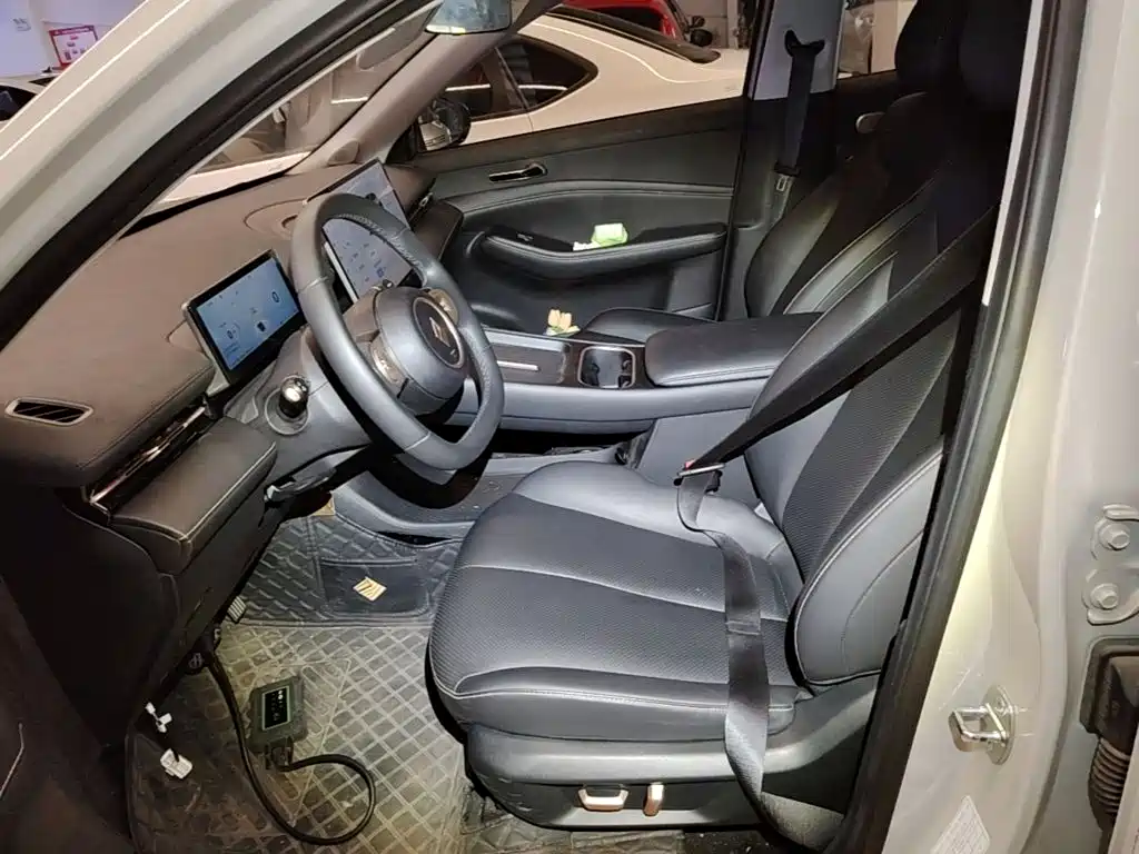 Baojun Yunhai — миниатюра 15
