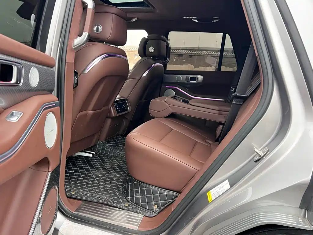 TANK TANK 700 NEW ENERGY