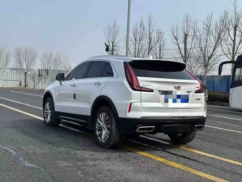 Cadillac XT4 — миниатюра 5