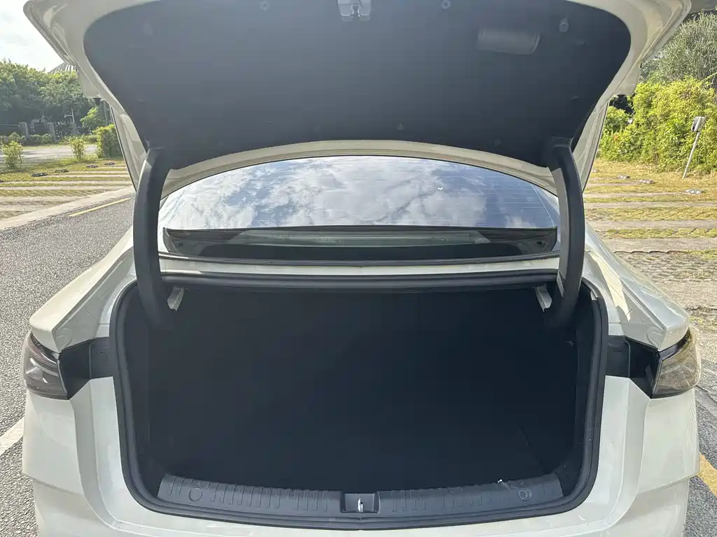 BYD Seal 06 — миниатюра 9