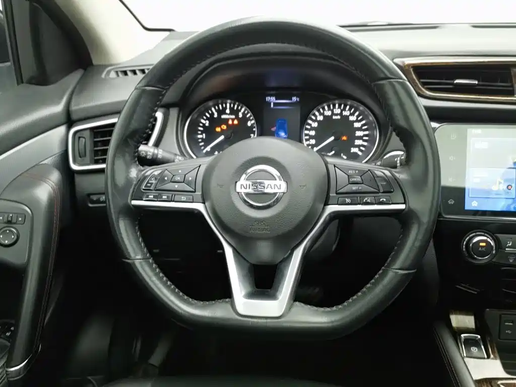 Nissan Qashqai — миниатюра 11