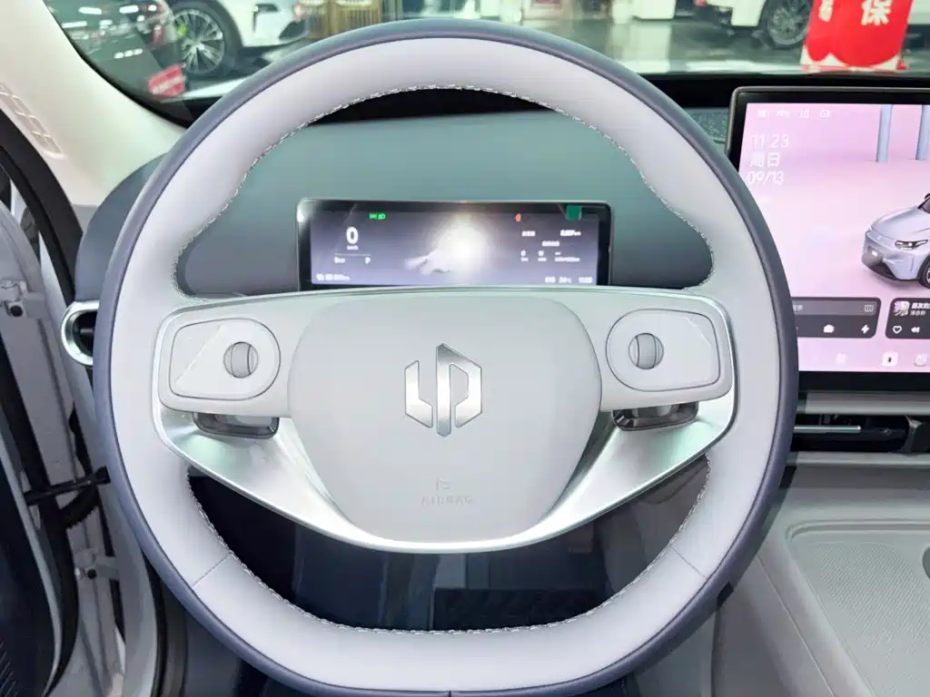 Leapmotor Leapmotor A10 — миниатюра 19