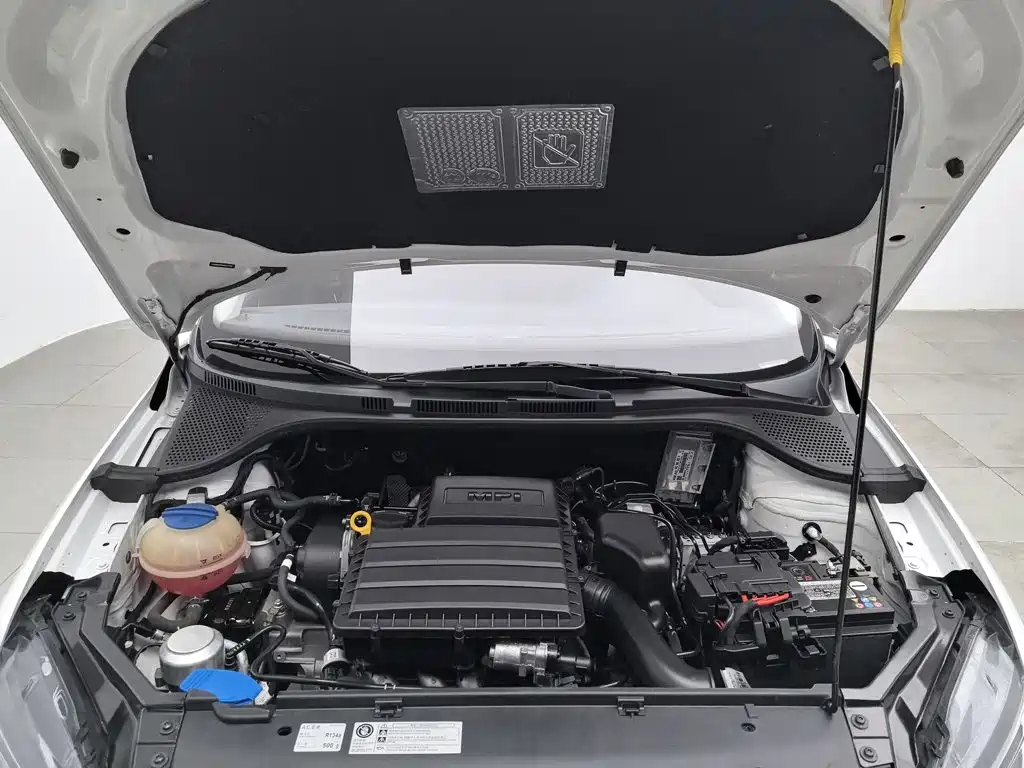 Volkswagen Santana — миниатюра 6