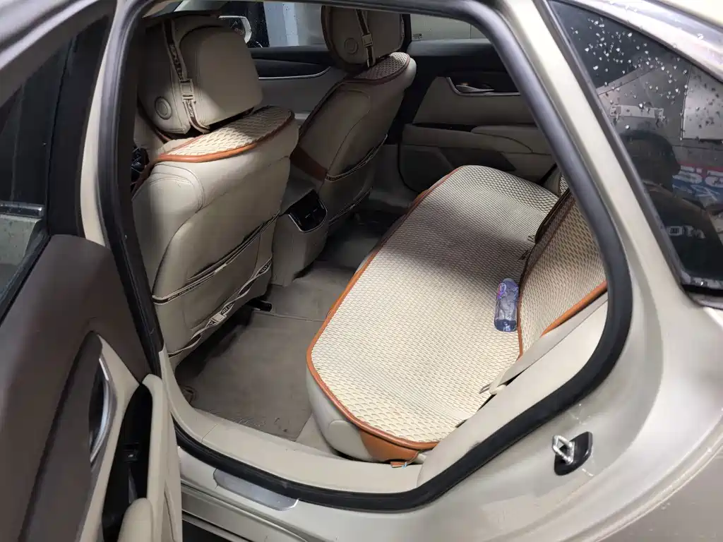Cadillac XTS — миниатюра 7