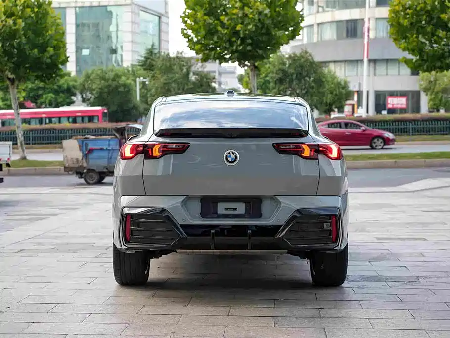 BMW X2 (Import) — миниатюра 18