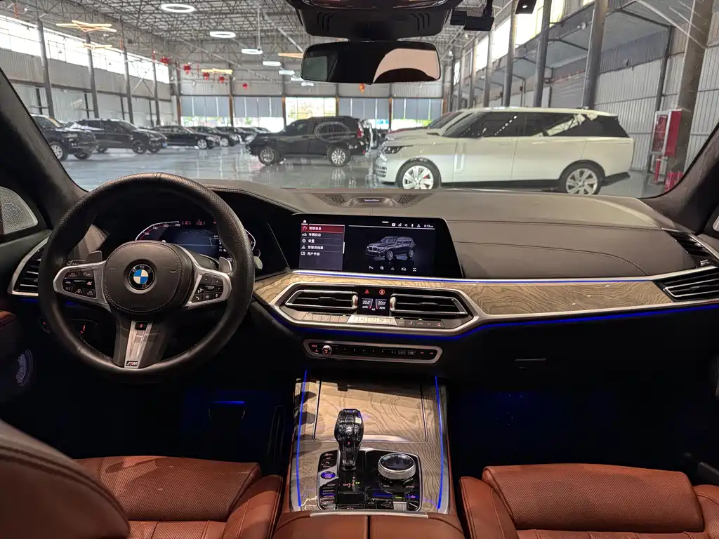 BMW X7 — миниатюра 22