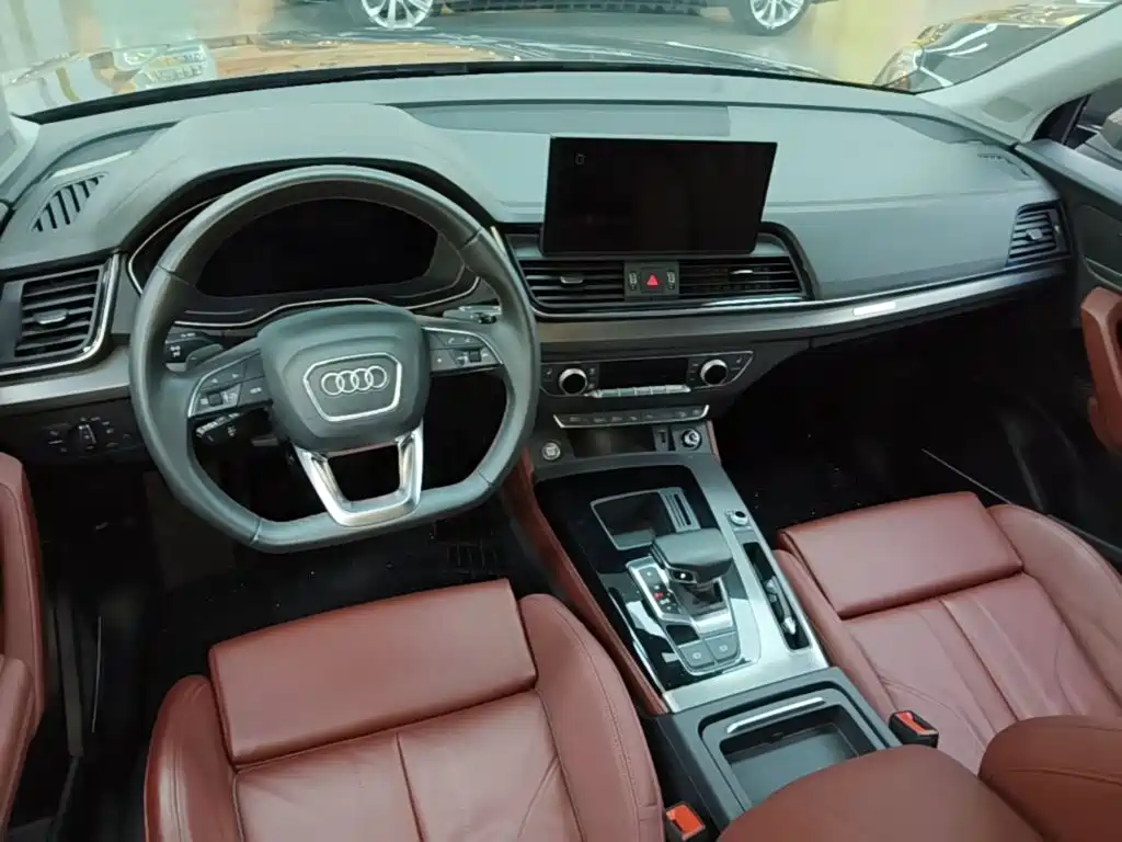Audi Q5L — миниатюра 10