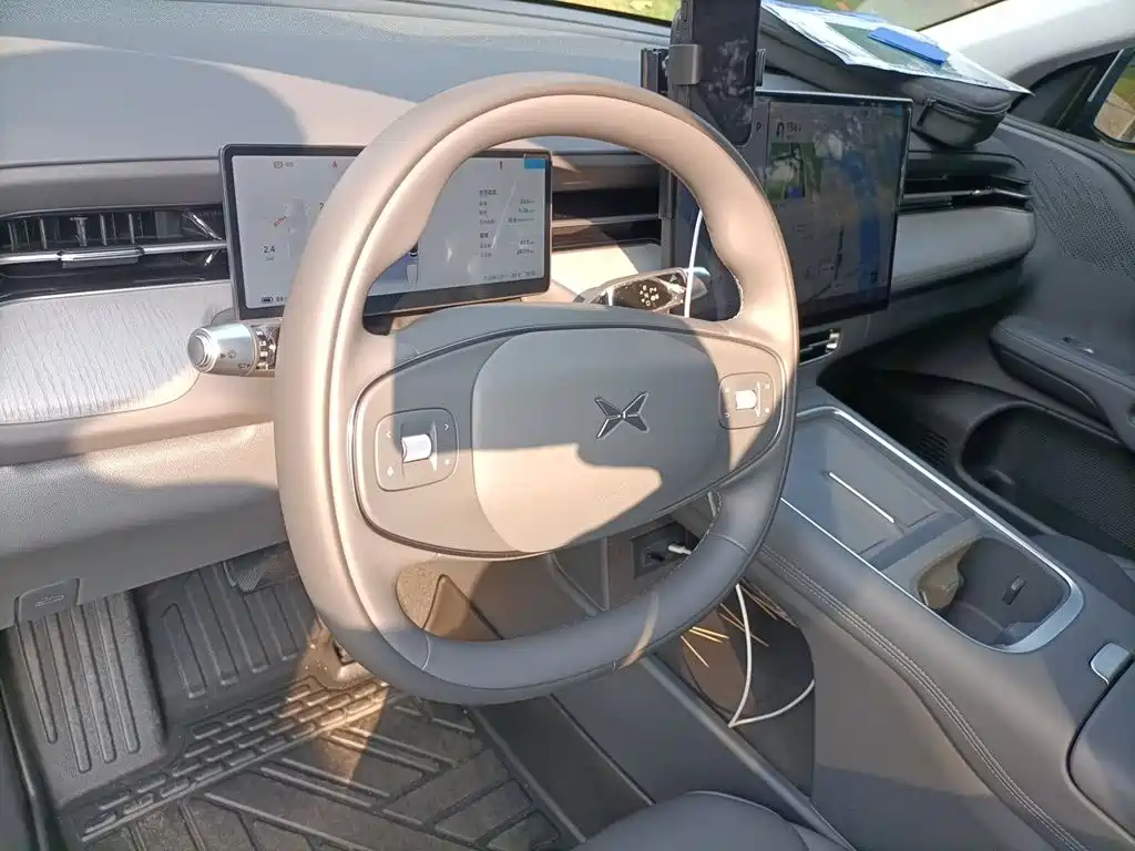 XPeng G6 — миниатюра 6
